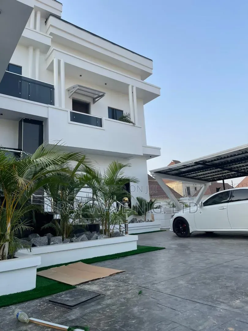 2bdrm Apartment in Sabon Lugbe for rent