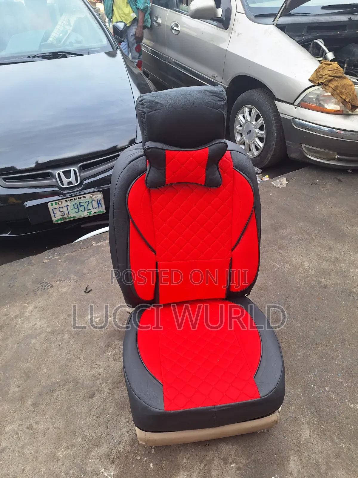 Crown Seat Cover