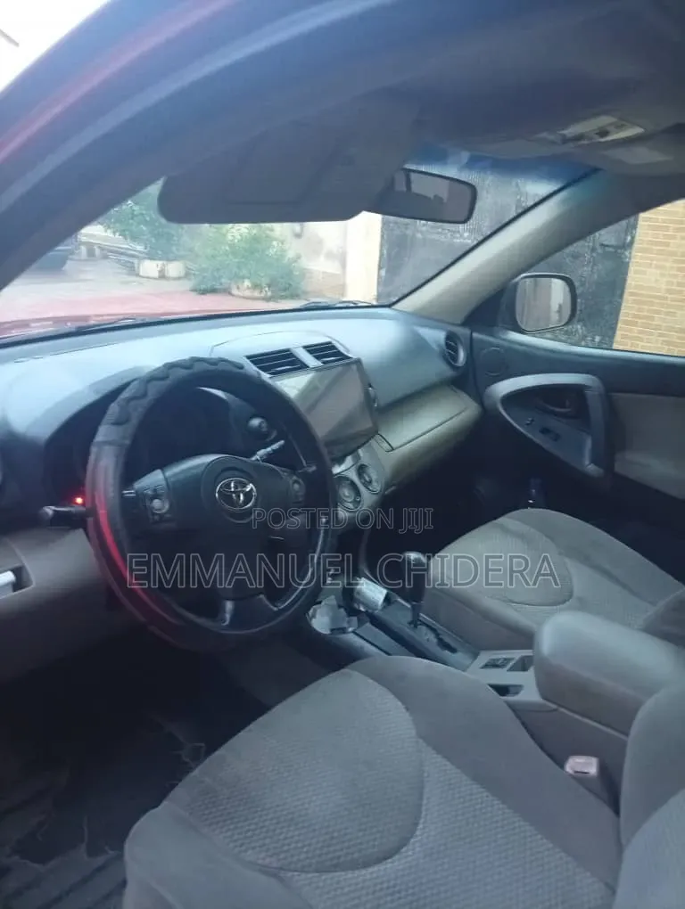 Toyota RAV4 2008 Red