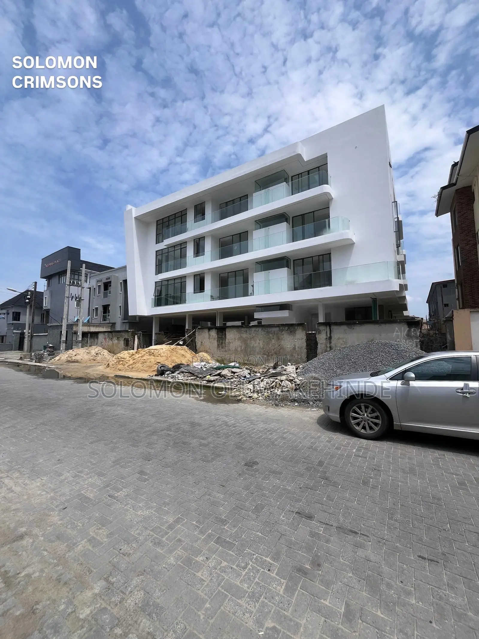 2bdrm Apartment in Lekki Phase 1 for sale