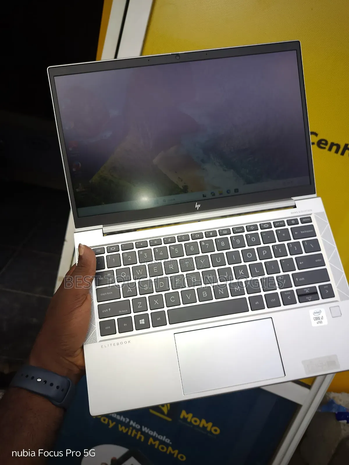 Laptop HP EliteBook 830 G7 8GB Intel Core i7 SSD 256GB