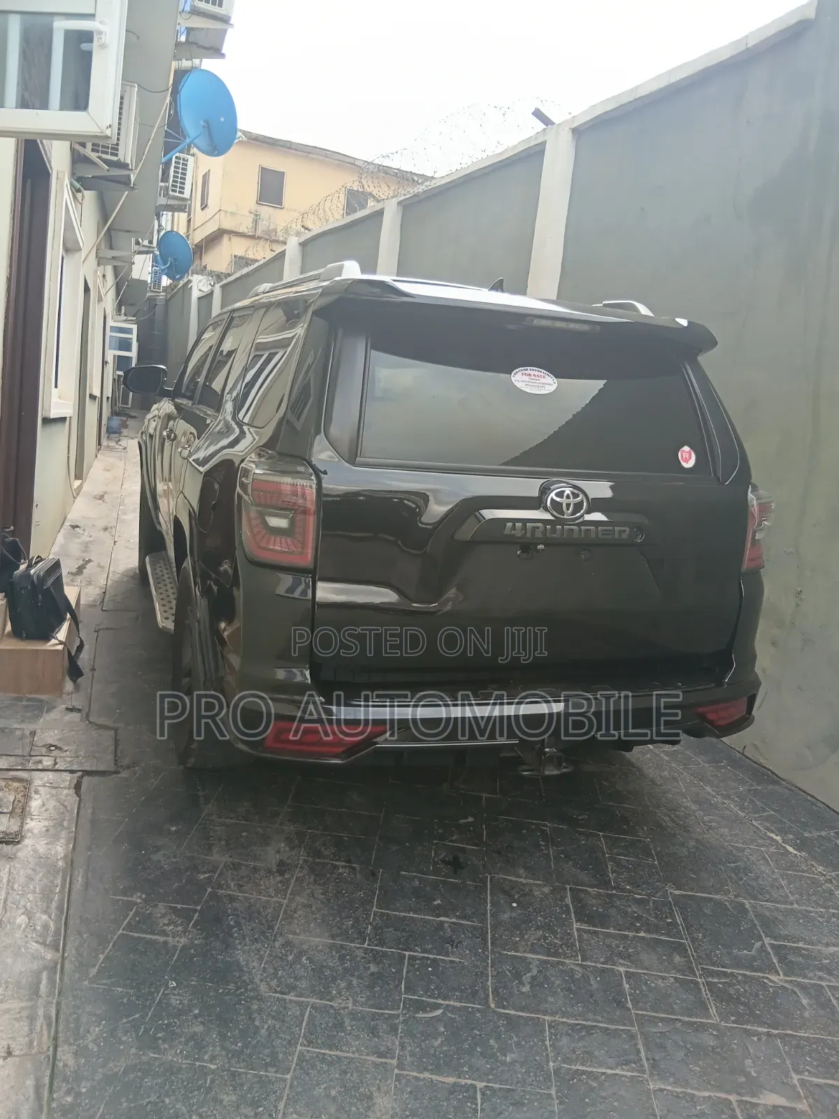 Toyota 4-Runner 2011 Black
