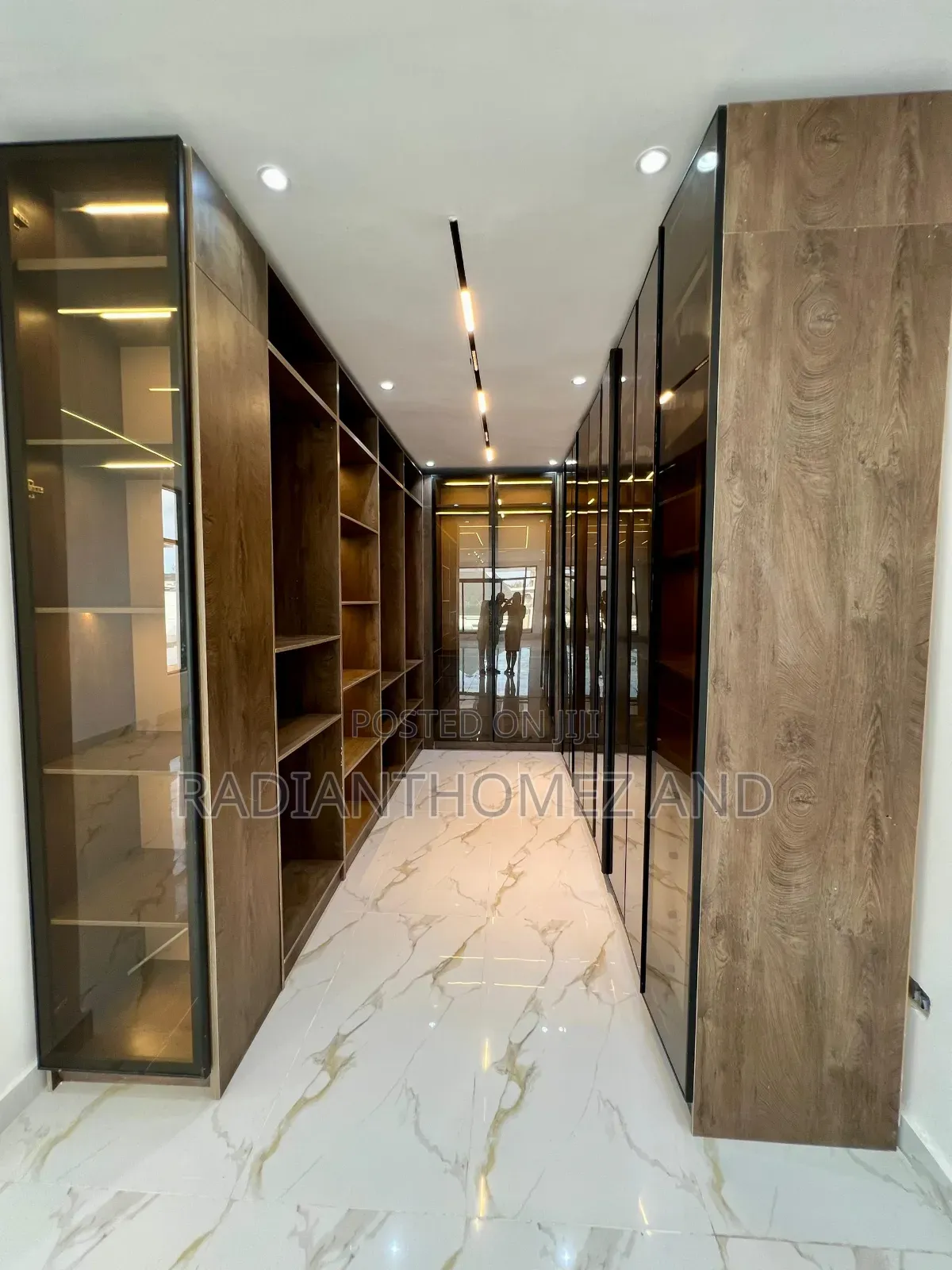 5bdrm Mansion in Lekki County for sale