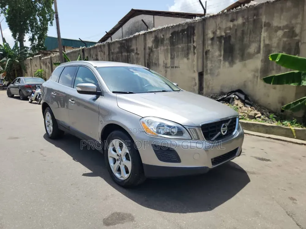 Volvo XC60 3.2 Premier AWD 2012 Gray