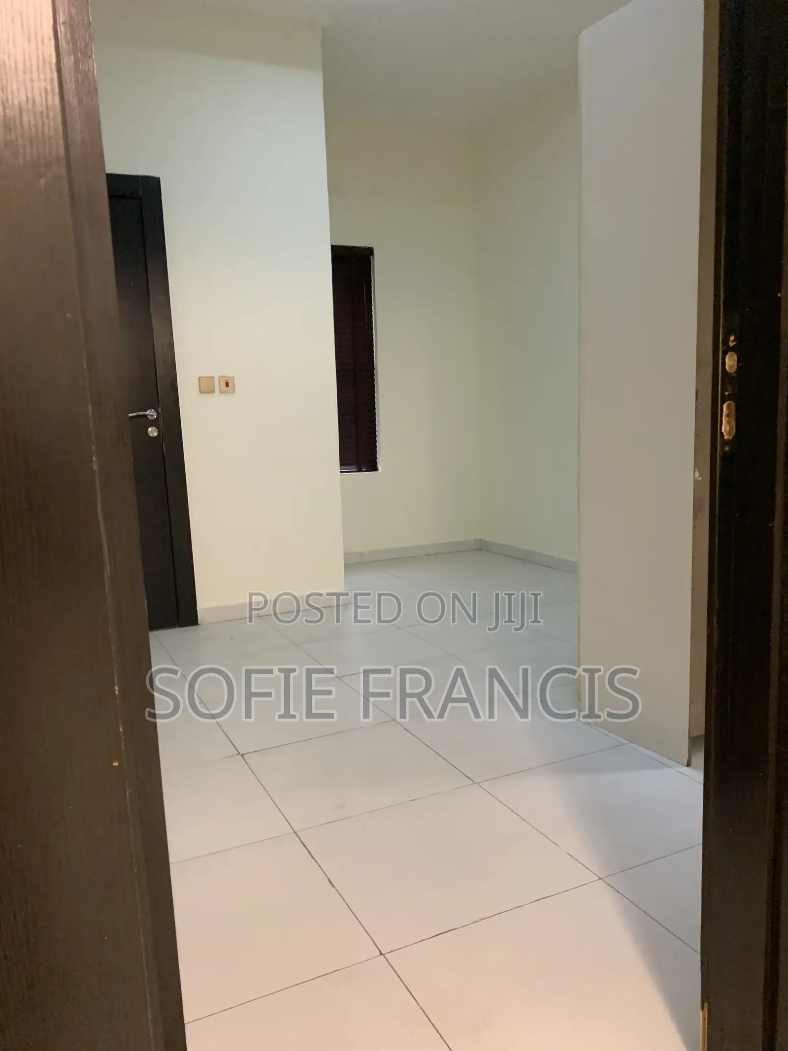 4bdrm Duplex in Vgc for rent