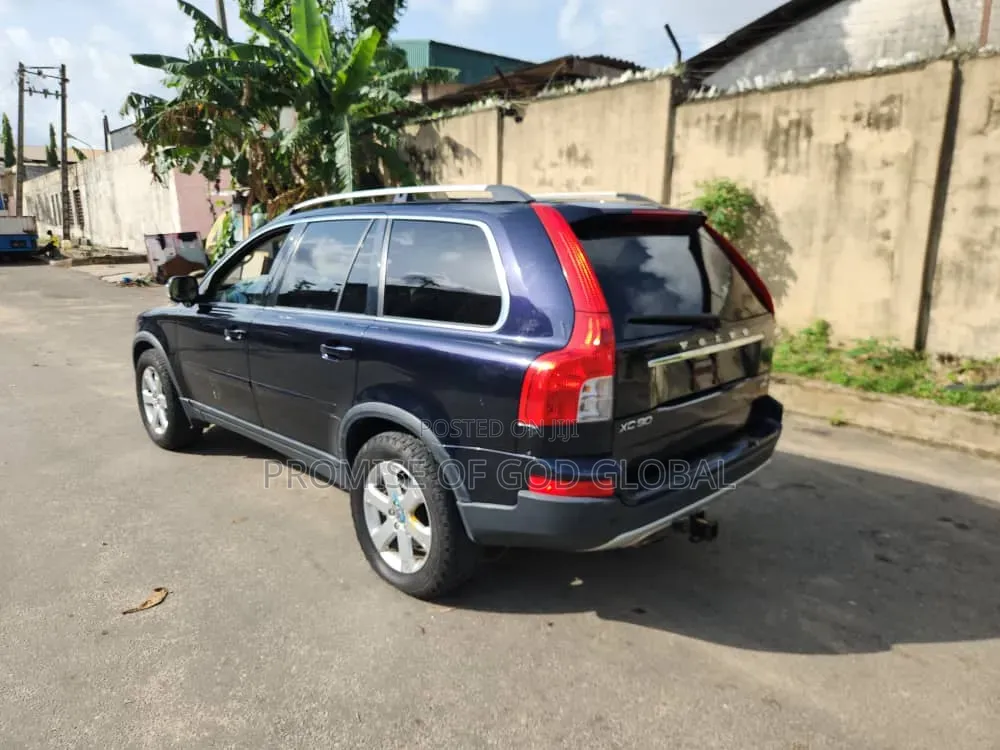 Volvo XC90 3.2 4dr SUV AWD (3.2L 6cyl 6A) 2010 Blue