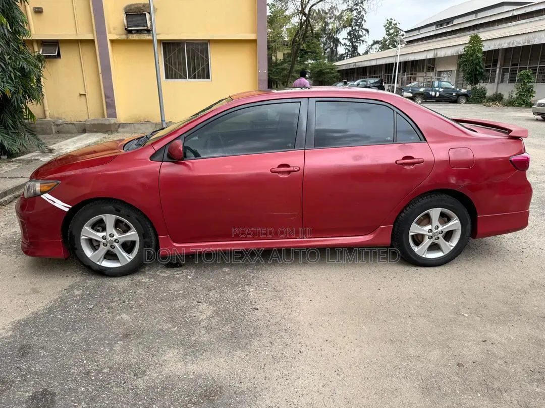 Toyota Corolla S 4dr Sedan (1.8L 4cyl 4A) 2012 Red
