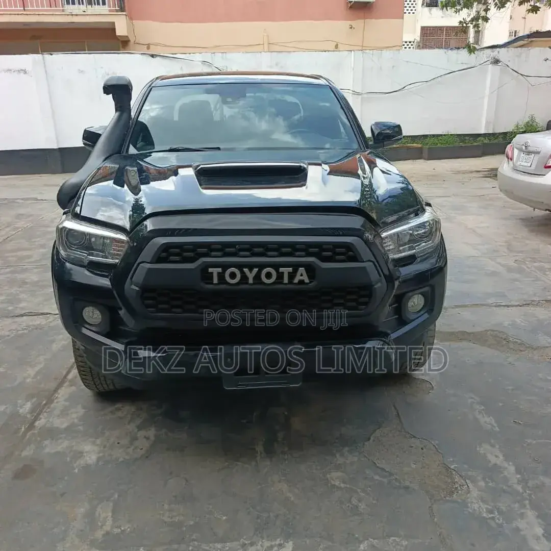 Toyota Tacoma TRD Off Road 2017 Black