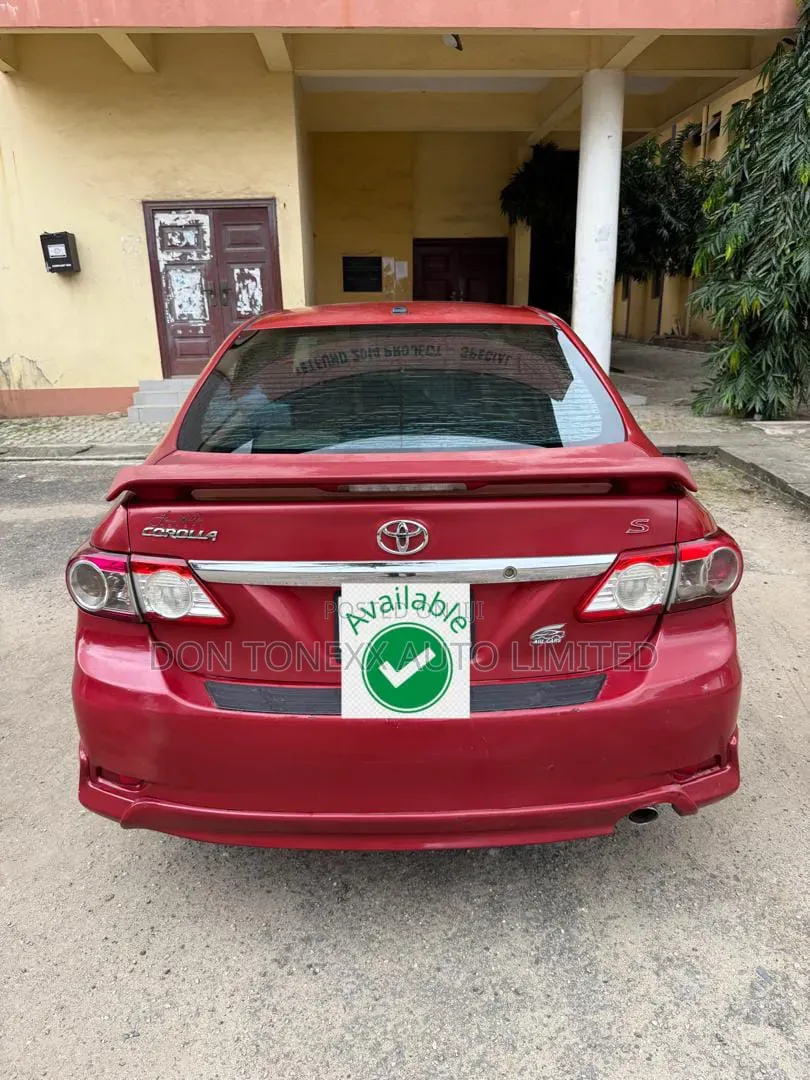 Toyota Corolla S 4dr Sedan (1.8L 4cyl 4A) 2012 Red