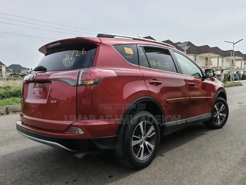 Toyota RAV4 2016