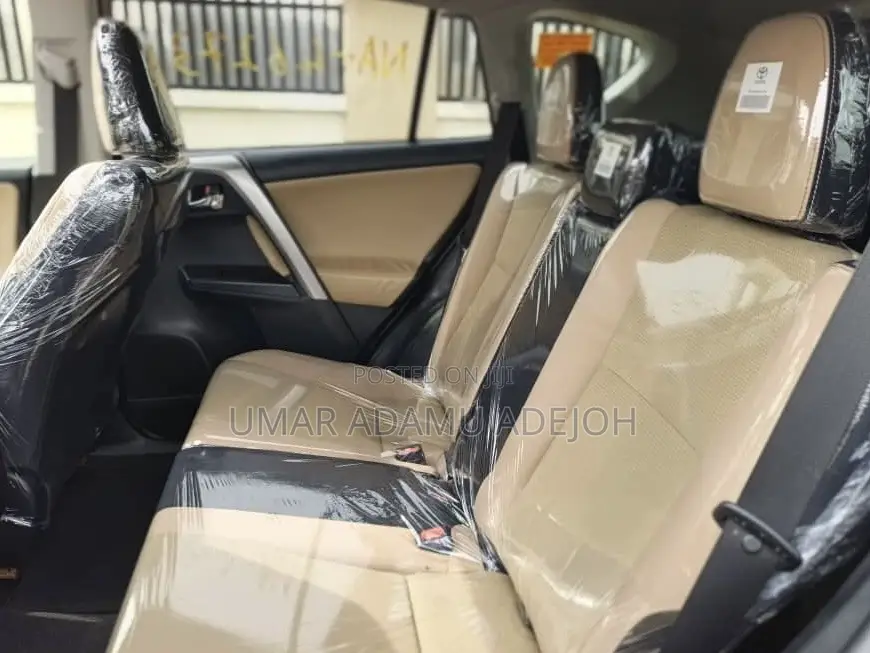 Toyota RAV4 2016