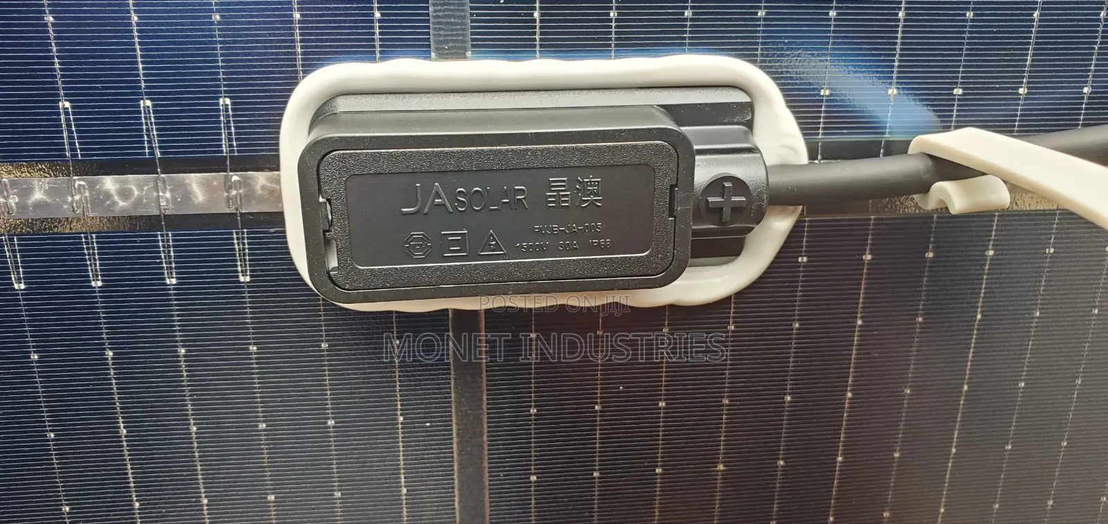 700w Ja Solar Bifacial Solar Panel