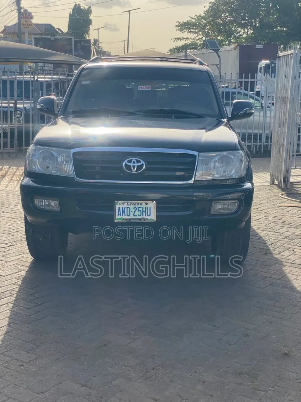 Toyota Land Cruiser 90 Automatic 2002 Black
