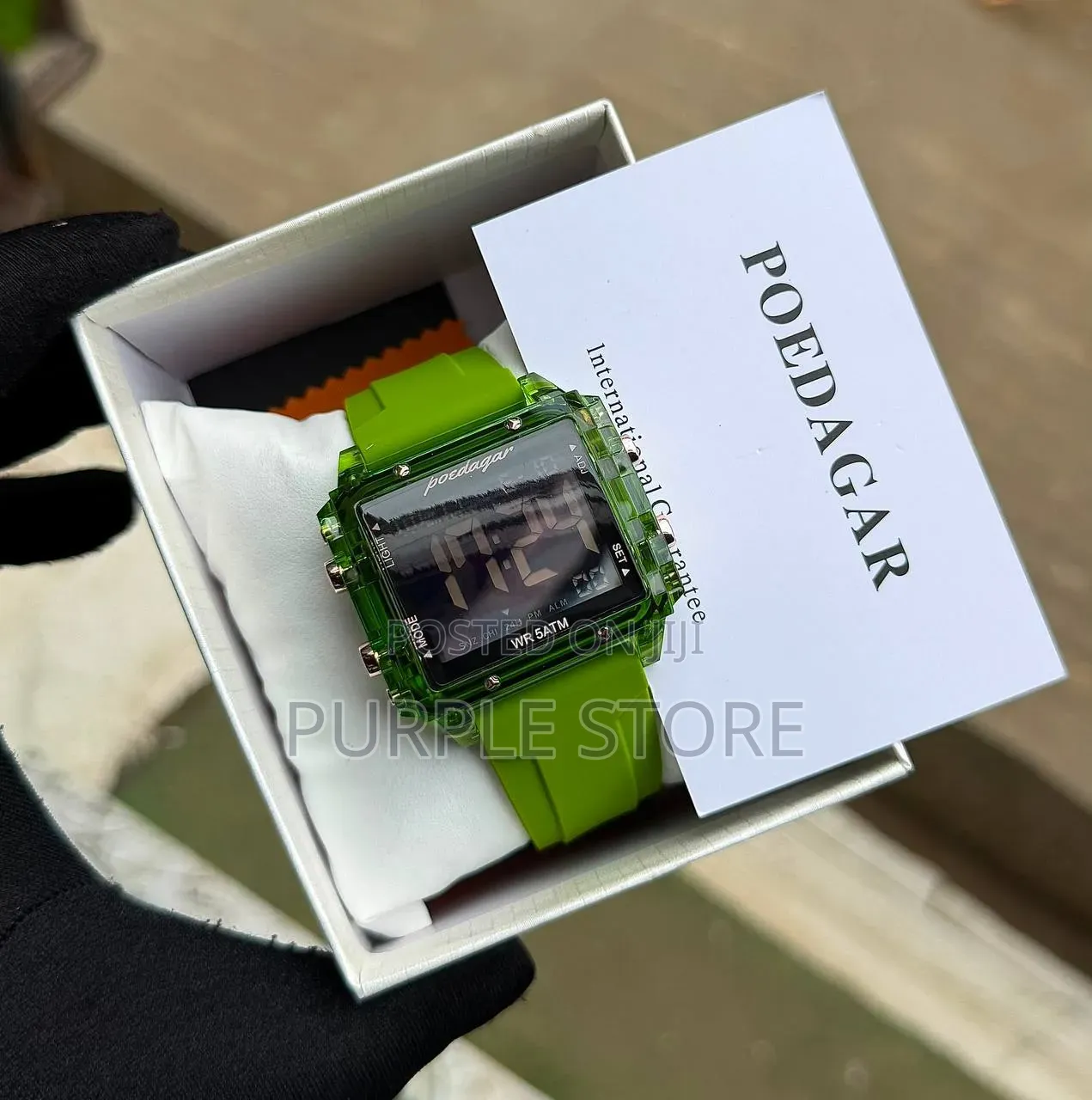 Poedagar Digital Sports Watch Silicone Strap Unisex Water Resistant