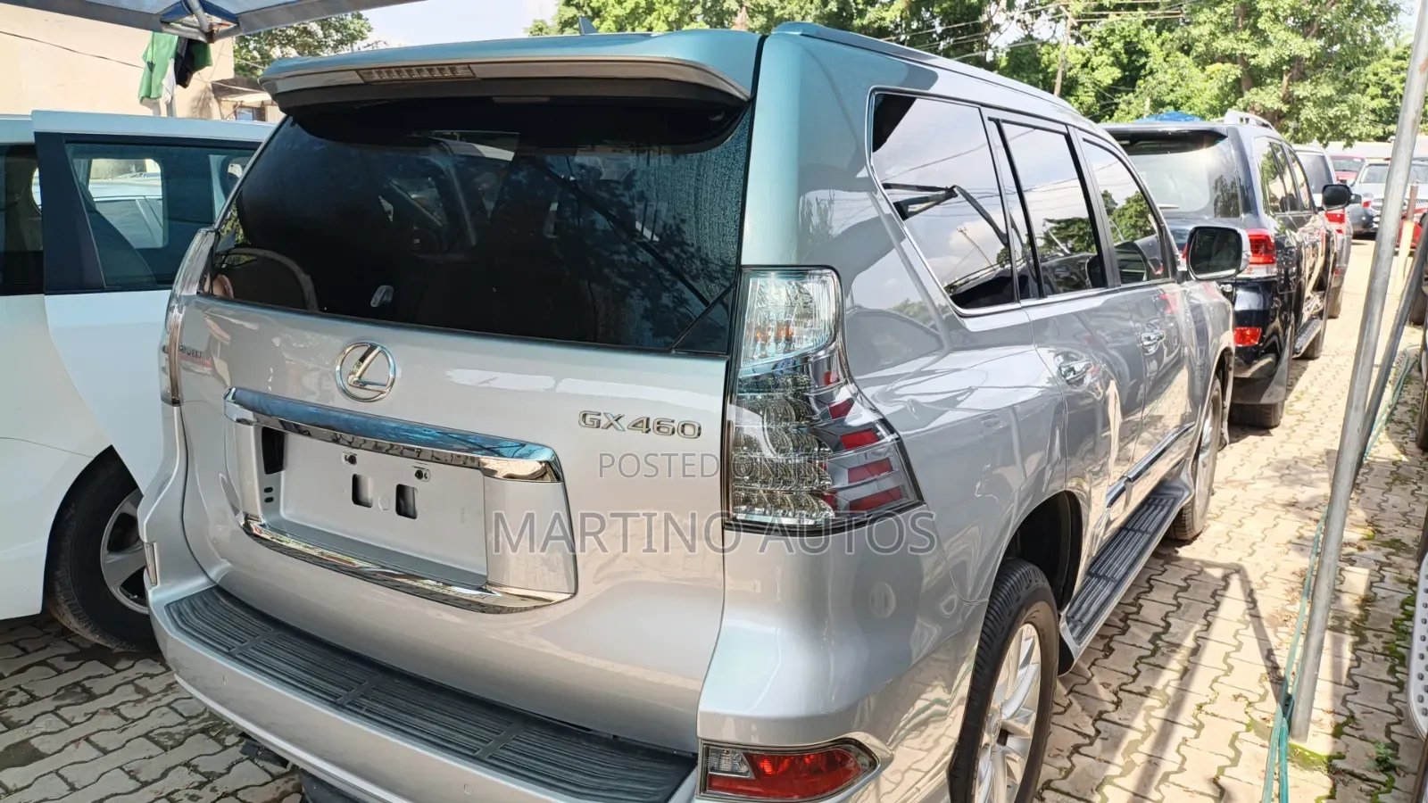 Lexus GX 2014 Silver
