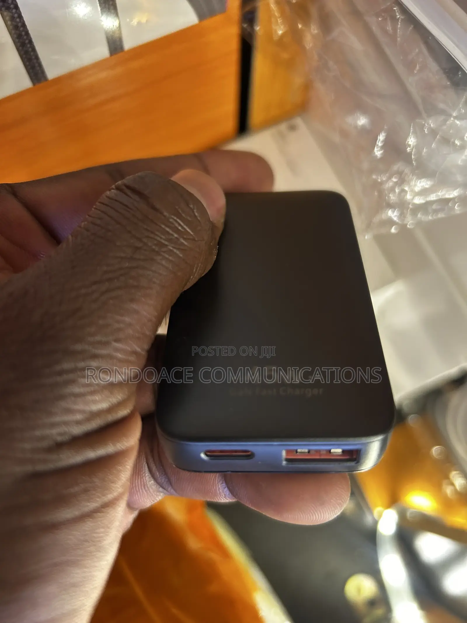 45watt Gan Usb-a and Usb-C Adapter