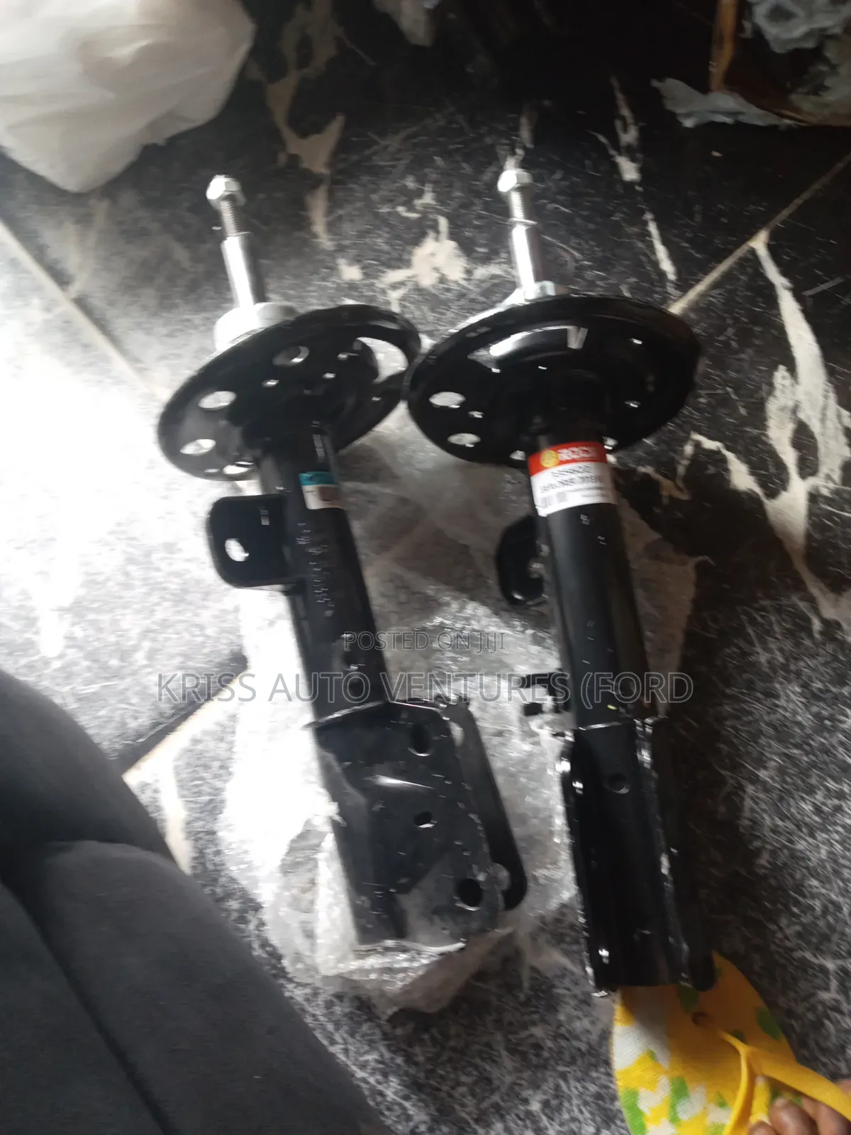 Fornt Shock Absober Ford Explorer