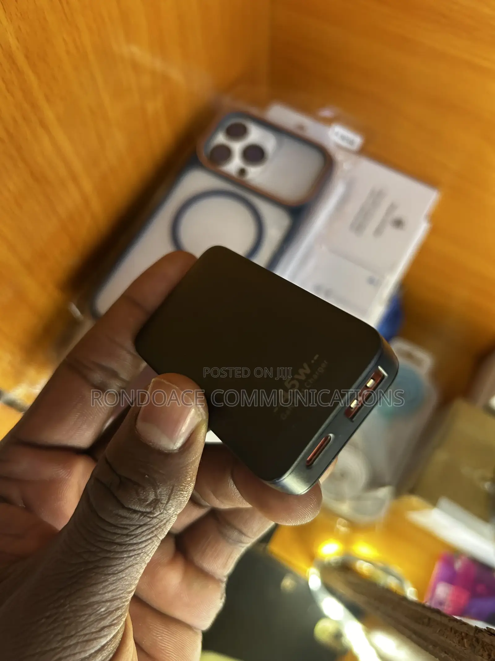 45watt Gan Usb-a and Usb-C Adapter