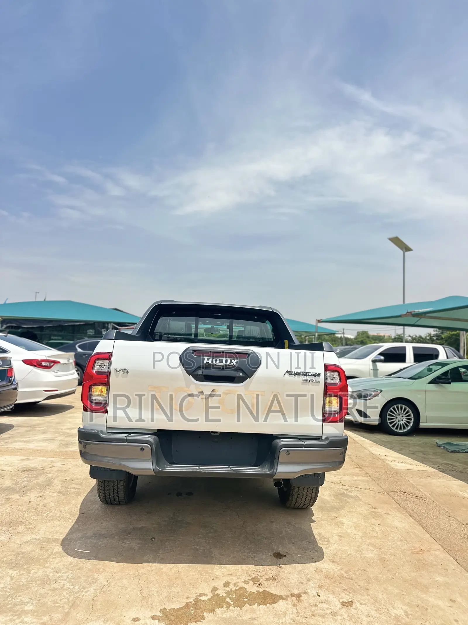 New Toyota Hilux 2025 White