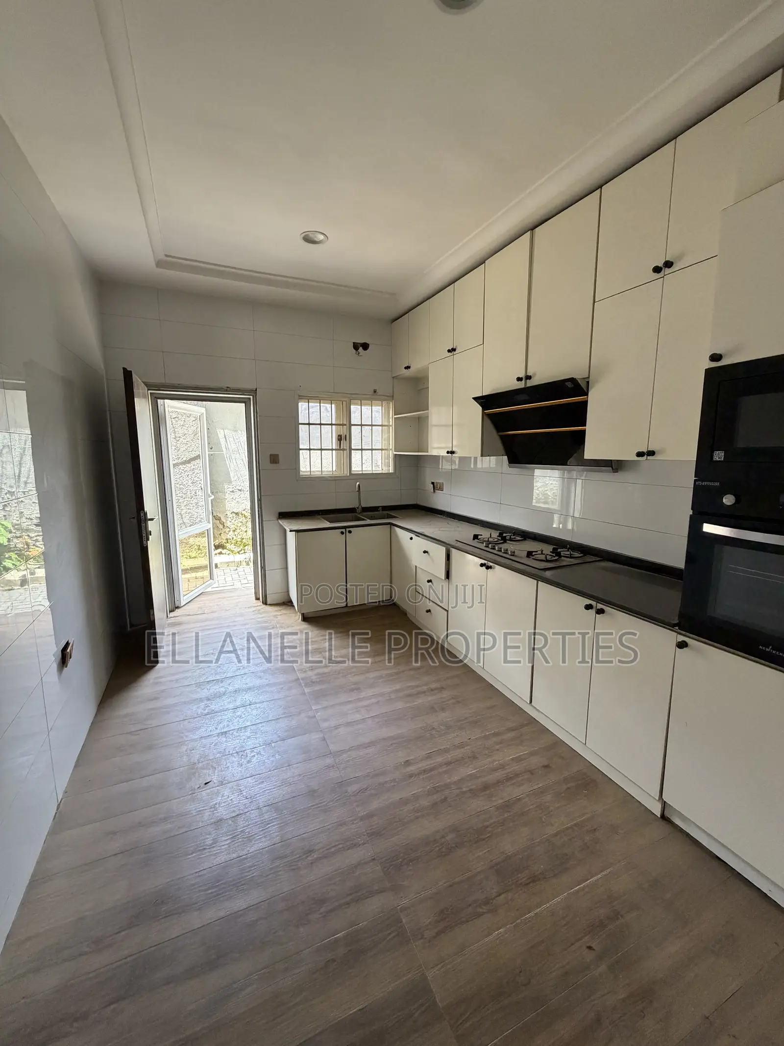 3bdrm Townhouse / Terrace in Jahi for rent