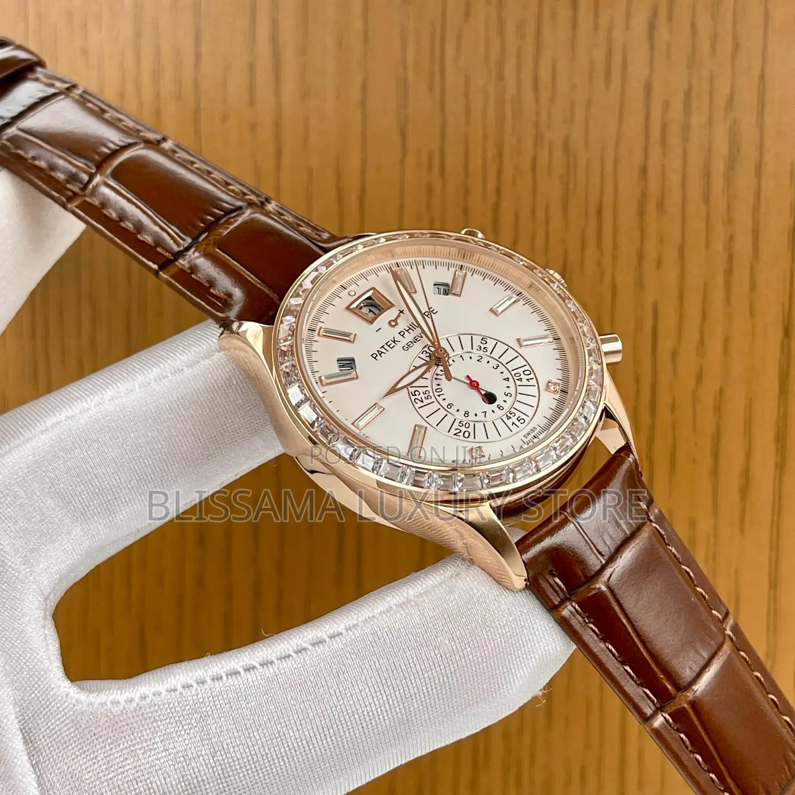 Patek Philippe Men Luxury Stone Head Wristwatch – Stylish, Durable