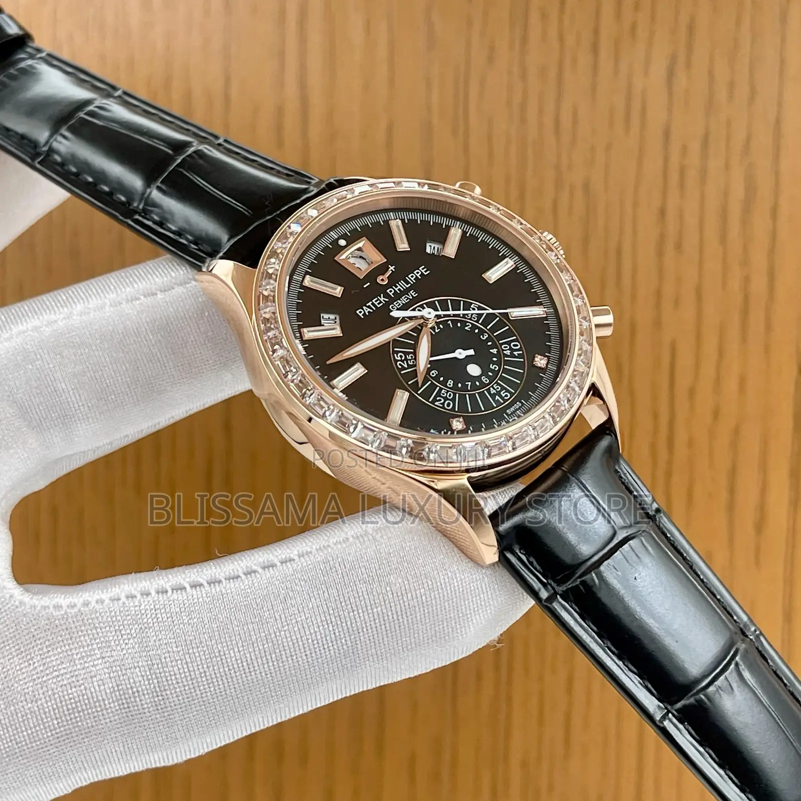 Patek Philippe Men Luxury Stone Head Wristwatch – Stylish, Durable