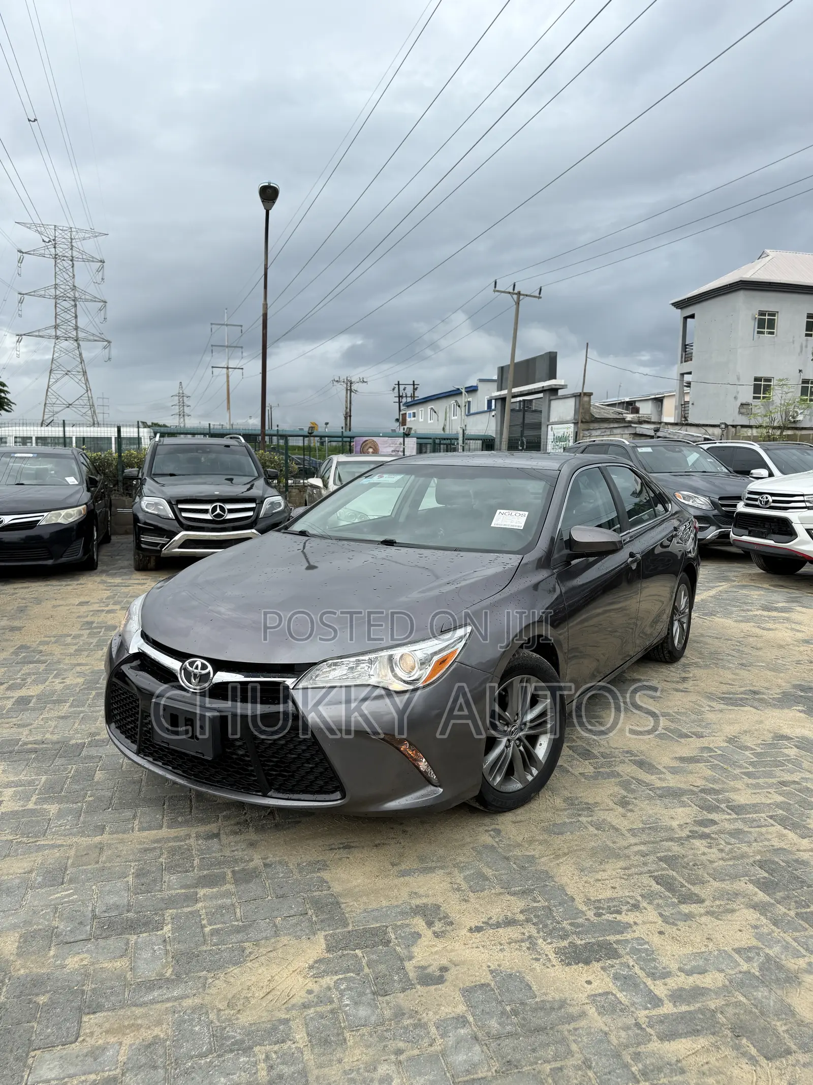 Toyota Camry SE 4dr Sedan (2.5L 4cyl 6A) 2015 Gray