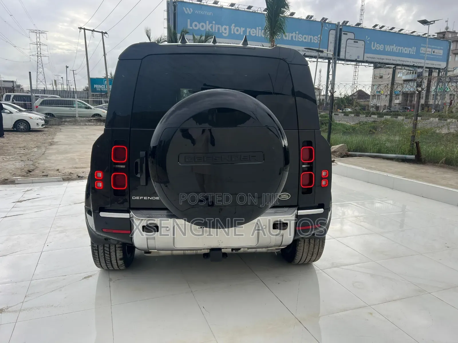 Land Rover Defender 2023 Black