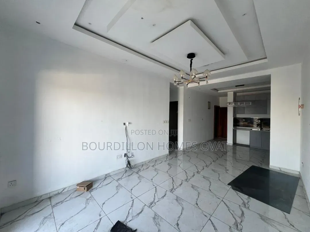 2bdrm Apartment in Ologolo Lekki Lagos for rent