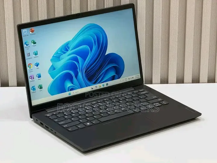 Laptop Lenovo V14 G3 IAP 12GB Intel Core i5 SSD 128GB