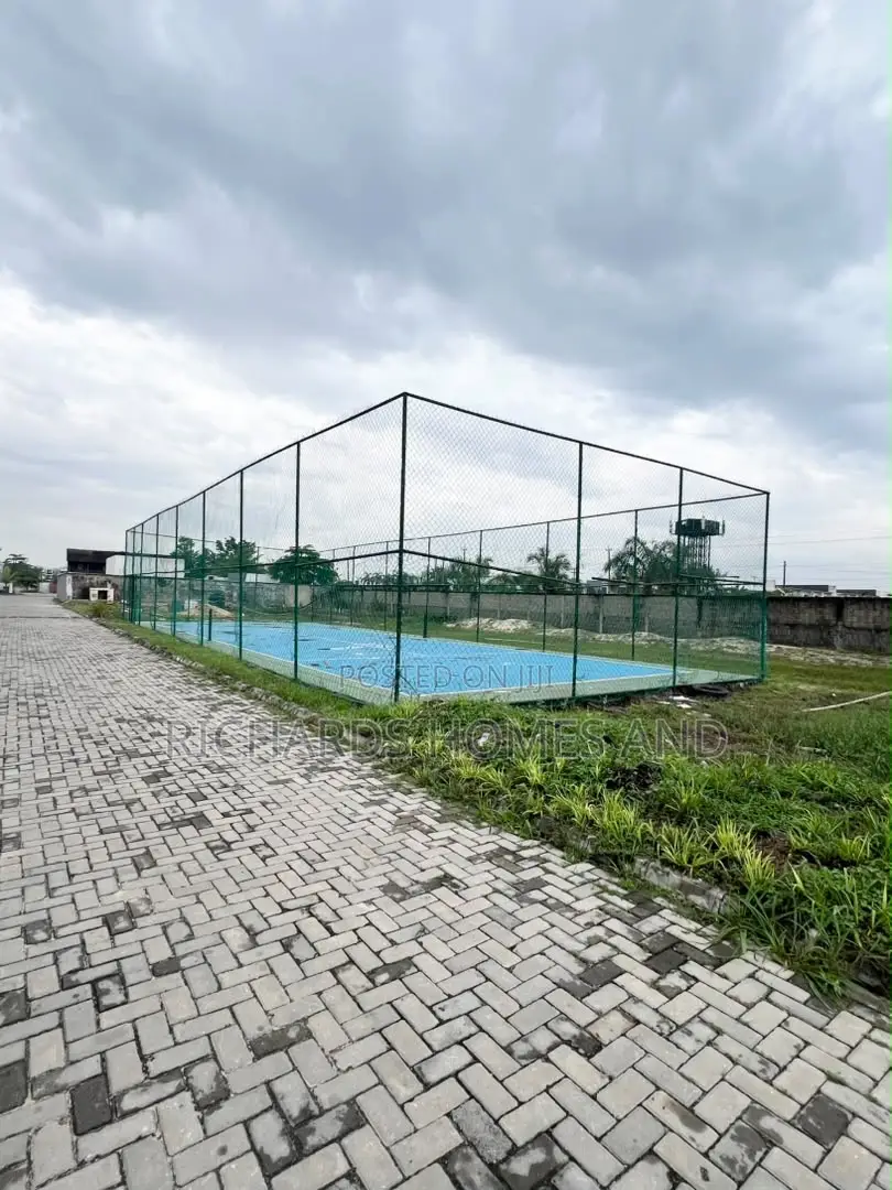 3bdrm Duplex in Abraham Adesanya Estate for rent