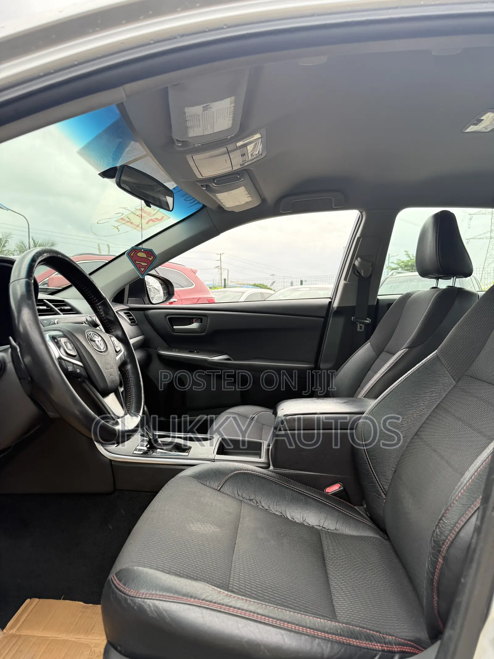 Toyota Camry SE 4dr Sedan (2.5L 4cyl 6A) 2017 Silver