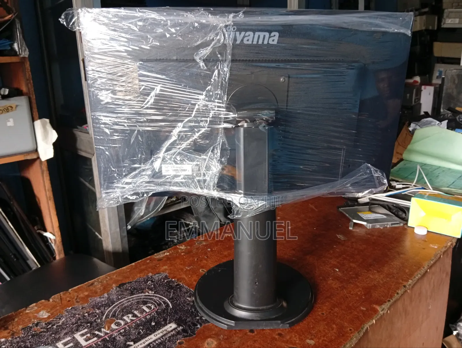 Framles Gaming Monitor