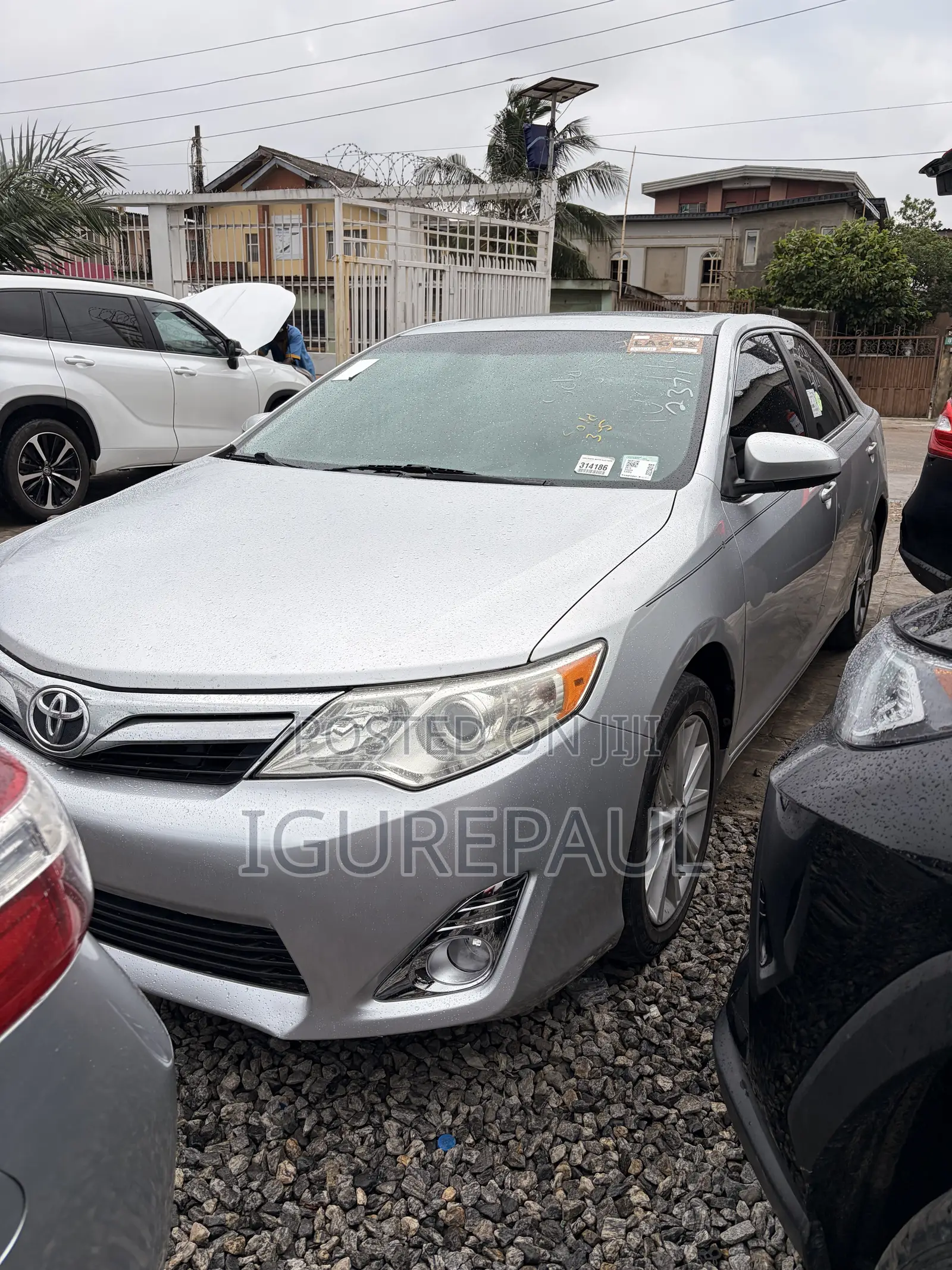 Toyota Camry XLE 4dr Sedan (3.5L 6cyl 6A) 2014 Silver