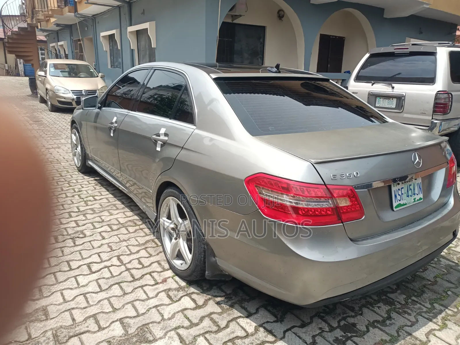 Mercedes-Benz E350 2011 Green