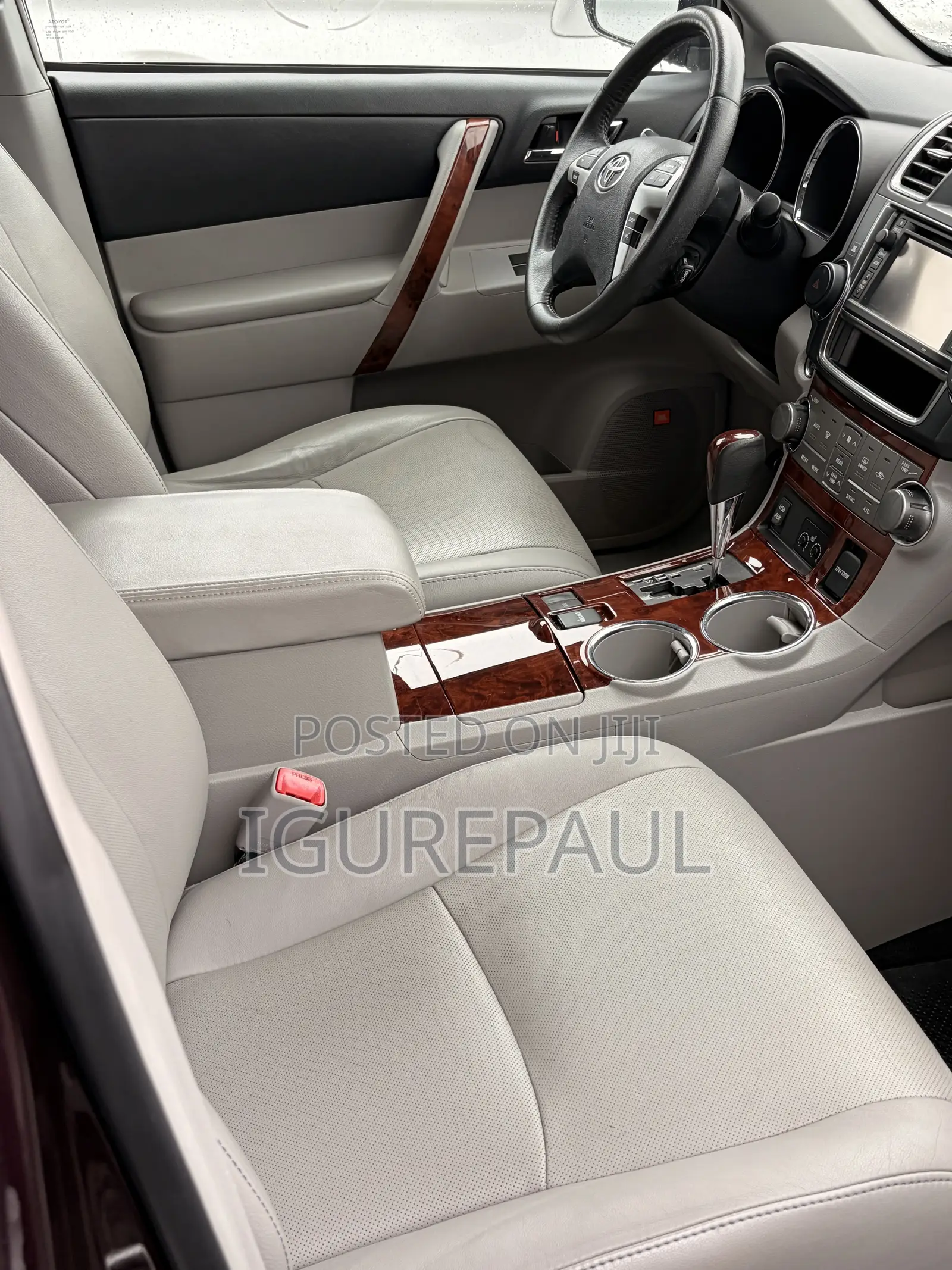 Toyota Highlander Limited 3.5l 4WD 2013