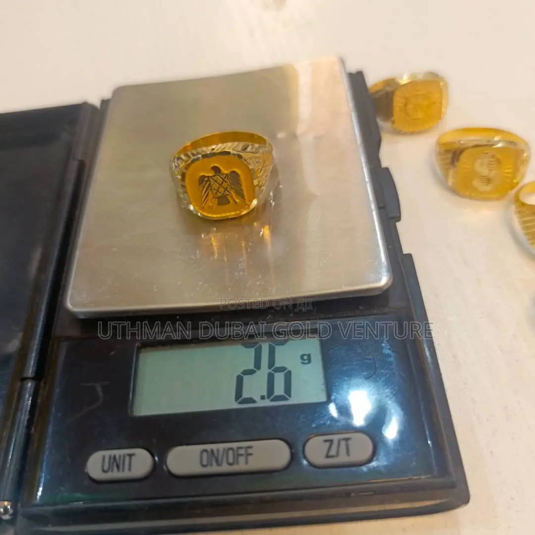Original Brand New 18 Karat Italian Gold Ring