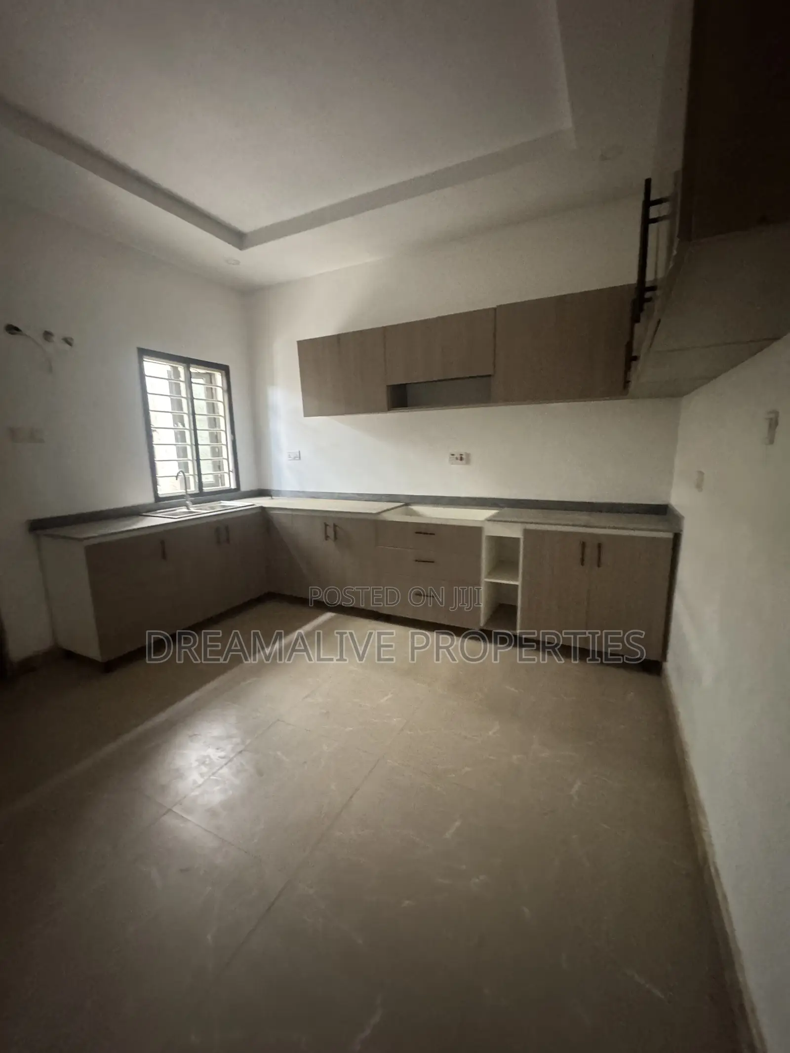 4bdrm Duplex in Jahi for rent
