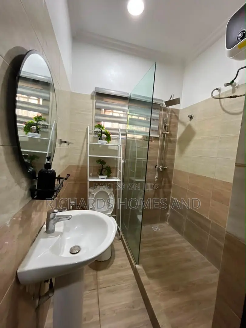 Furnished 2bdrm Apartment in Lekki Phase 1 for rent