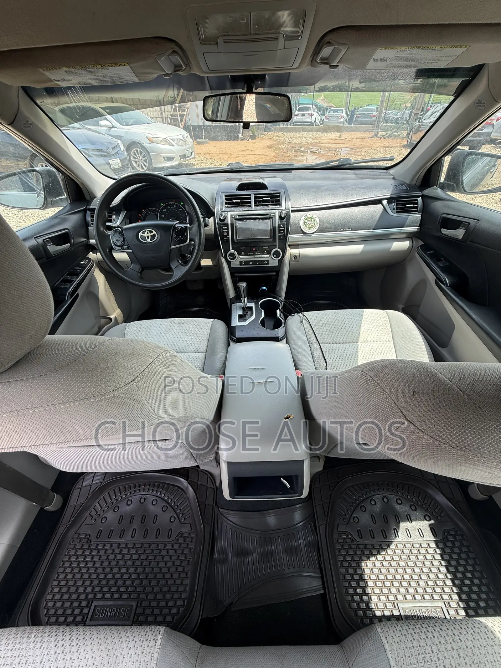 Toyota Camry LE 4dr Sedan (2.5L 4cyl 6A) 2013 Gray