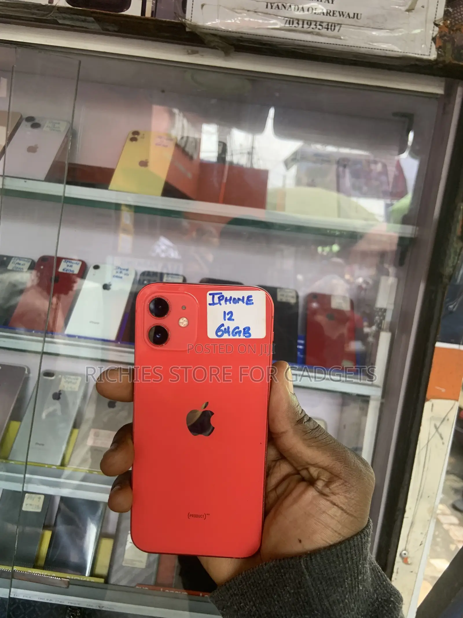 Apple iPhone 12 64 GB Red