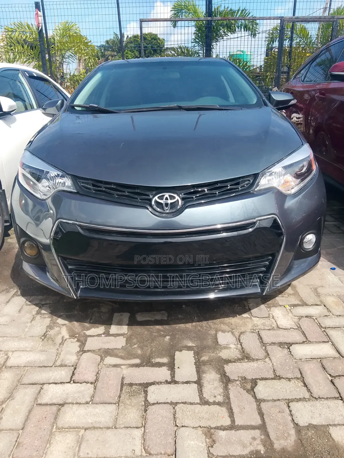 Toyota Corolla LE 4dr Sedan (1.8L 4cyl CVT) 2016 Gray