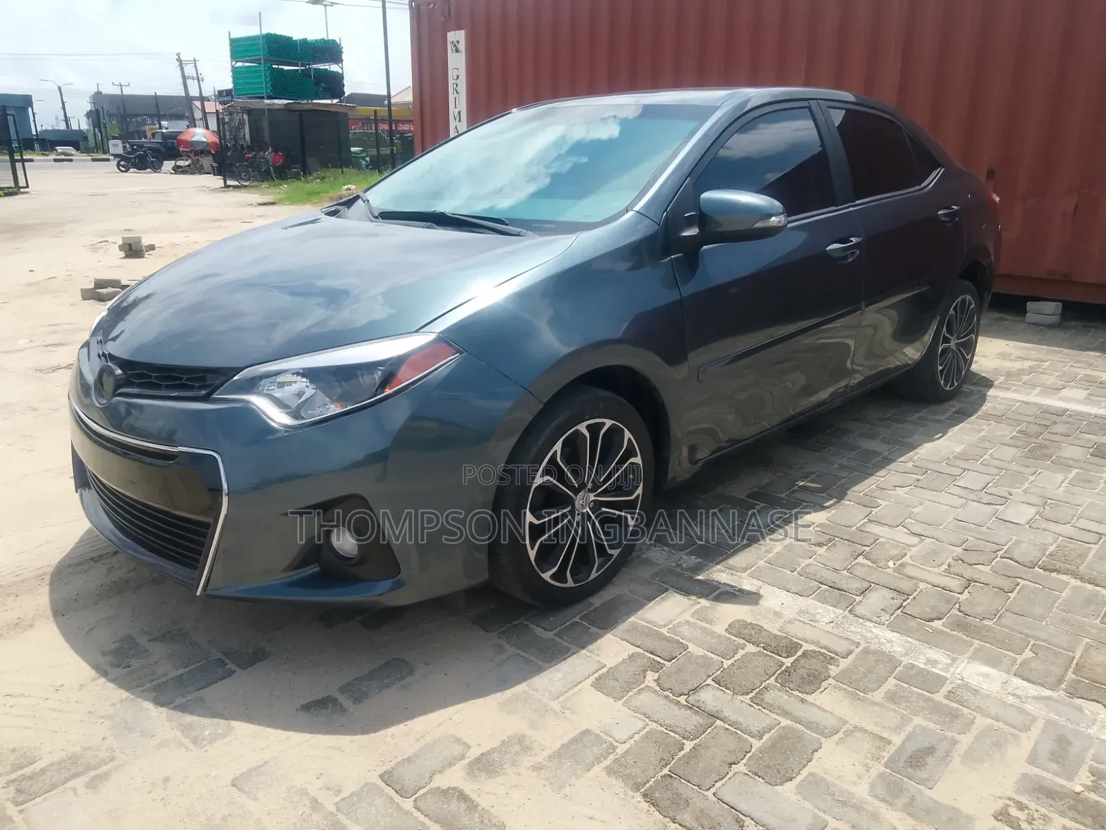 Toyota Corolla LE 4dr Sedan (1.8L 4cyl CVT) 2016 Gray