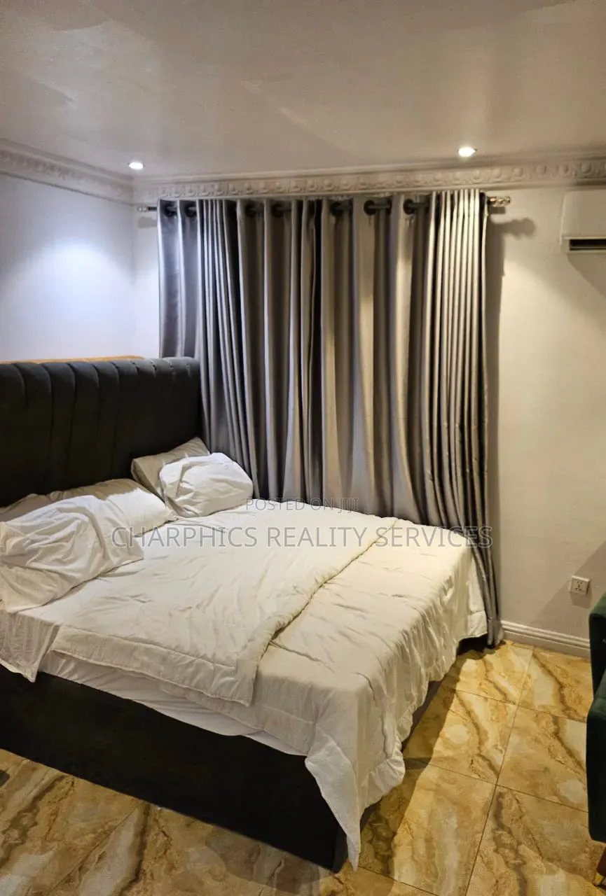 Furnished 2bdrm Apartment in Lekki Phase 1 for rent
