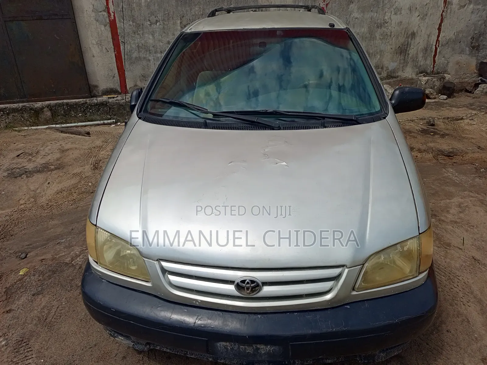 Toyota Sienna 2001 Gold