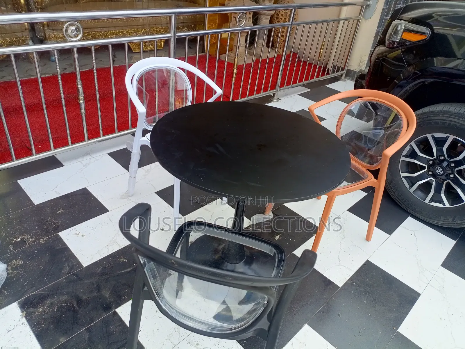 Your Best Quality Acrylic Restaurant Chair N Table