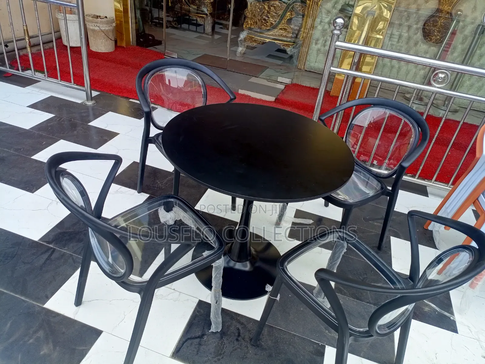 Your Best Quality Acrylic Restaurant Chair N Table