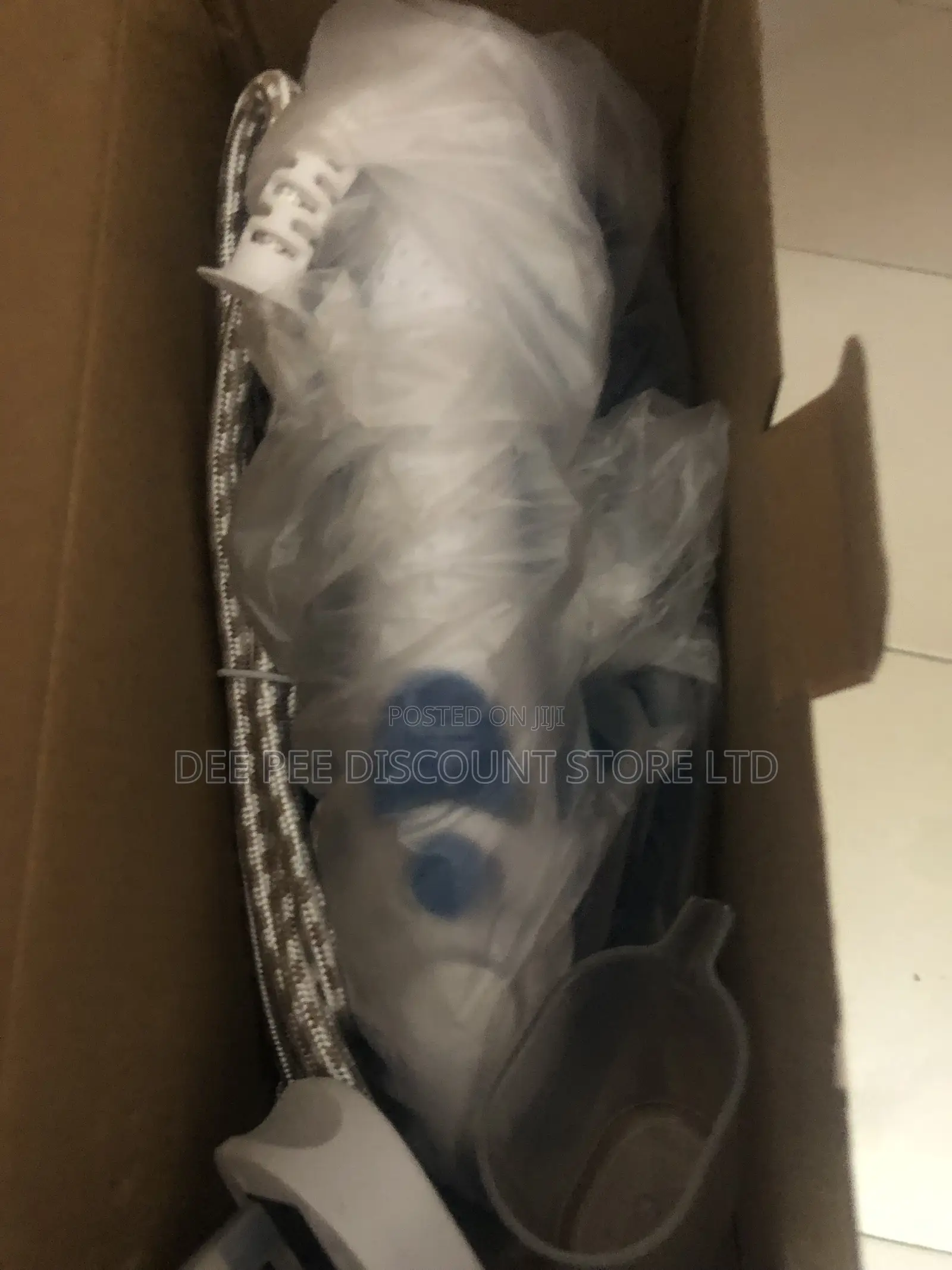 Binatone Smoother Gliding Steam Iron (Si-1605) - Blue+2 Year Warranty