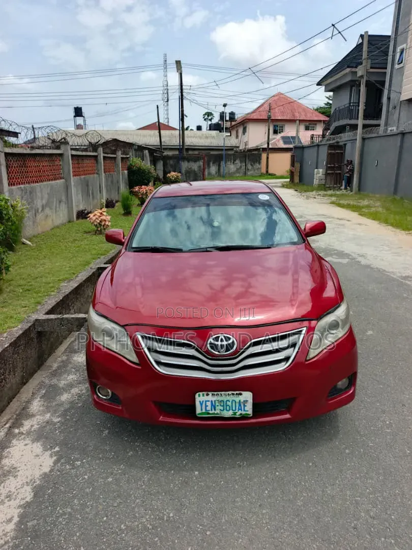 Toyota Camry 2008 Red