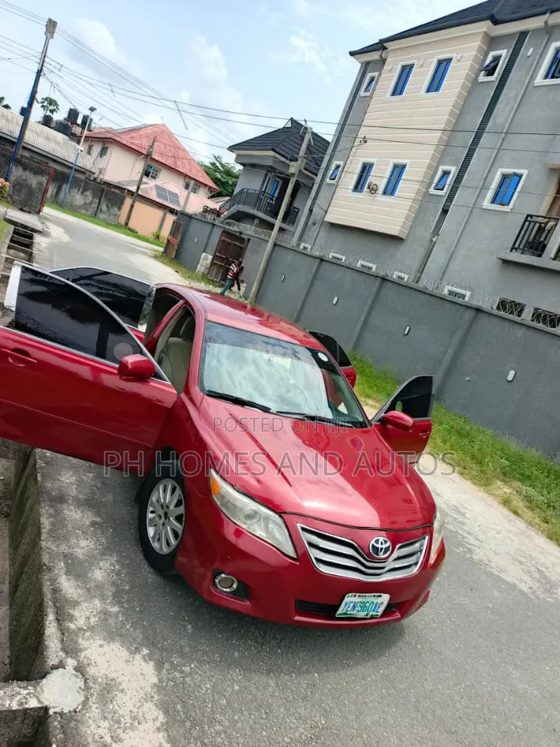 Toyota Camry 2008 Red